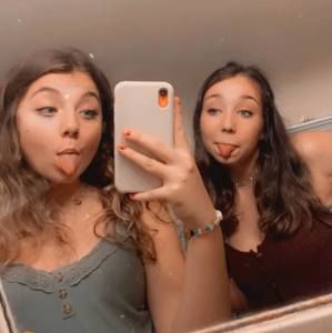 Meet your Posher, Kelee